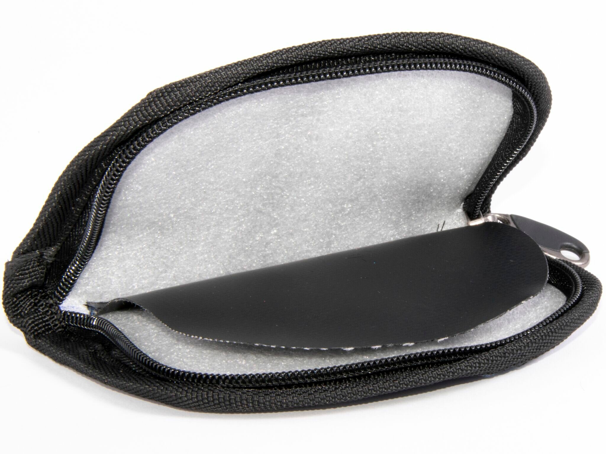 Чехол для приманок Salmo на молнии для мормышек и блёсен 14x10х2 см — фото 1