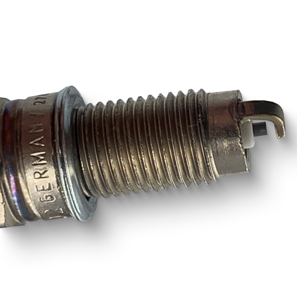 Свечи зажигания Bosch 02411355520, для Audi/VW/SEAT/Skoda 1.6 110л. с, 4 шт. — фото 1