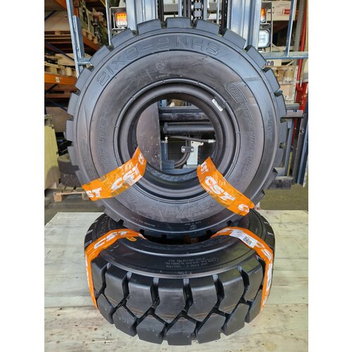 CST Шинокомплект 21x8-9 C8808 14PR 12038₽