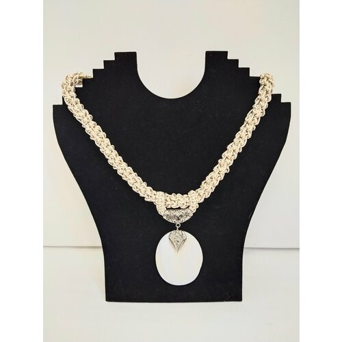 Колье, перламутр, длина 52 см, белый, бежевый