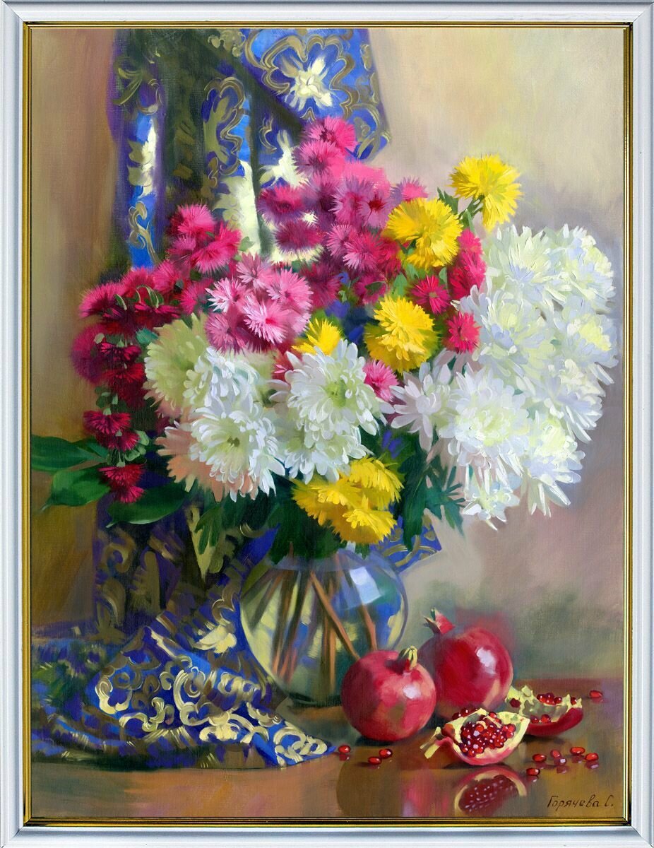 Картина "Хризантемы и гранаты", 30х40 см, художник -Горячева С. оформлена в багет, ГС4-30х40
