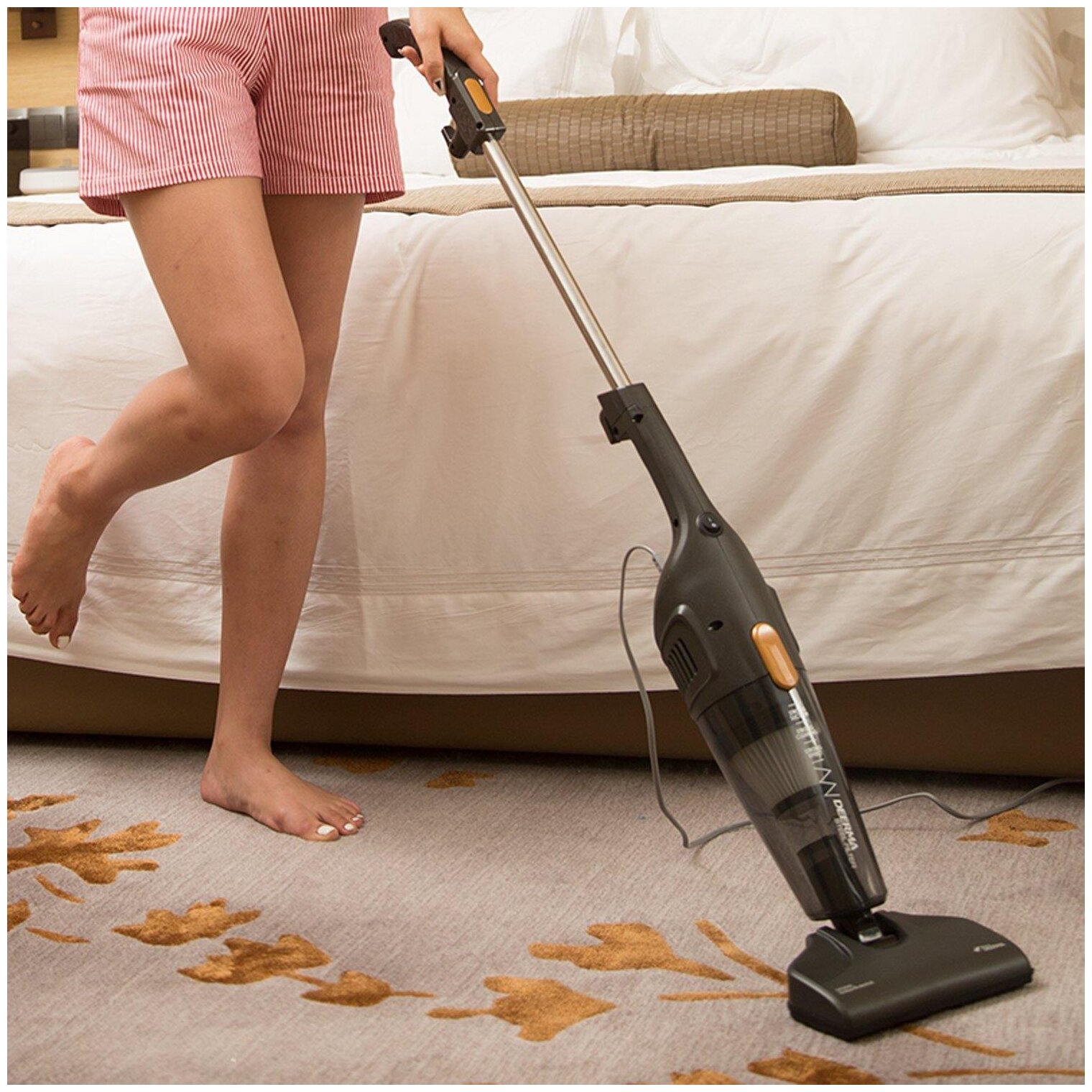 Пылесос вертикальный DEERMA Stick Vacuum Cleaner DX115C