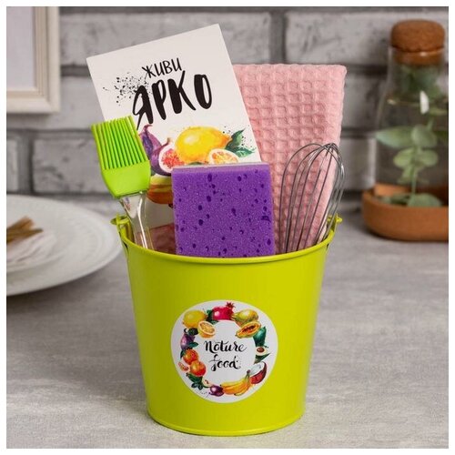 фото Набор подарочный nature food ведро, полотенце 35х60, кисть, венчик,губка доляна