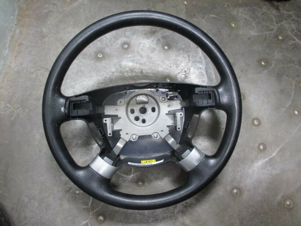 Колесики и красивый руль — купить по низкой цене на Яндекс Маркете