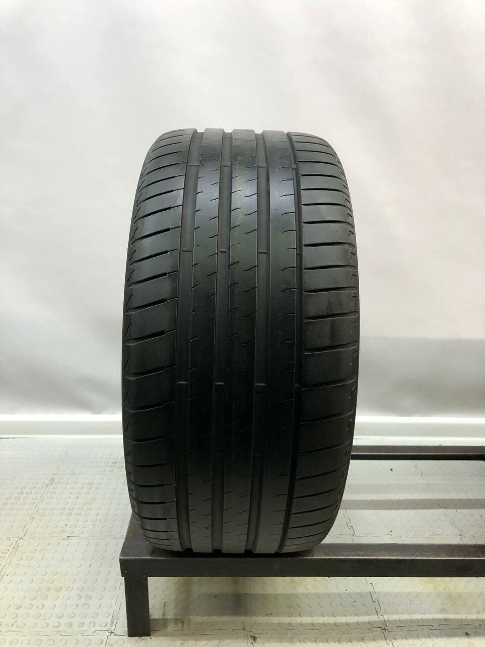 Bridgestone Potenza Sport 295/35 R21 БУ Шины Летние