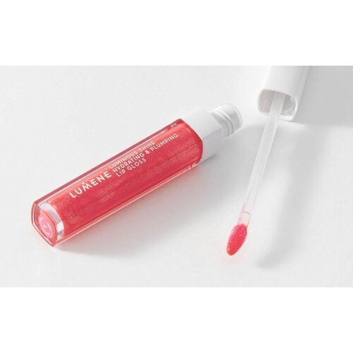 LUMENE Блеск для губ Luminous Shine Hydrating&Plumping Lip Gloss 7 розово-карамельный 0 ли винни корейская философия красоты smart подход для идеальной кожи без дорогостоящих вложений