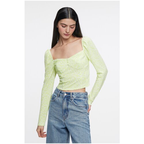 фото Блузка-топ укороченная облегающая с фигурным вырезом befree 2321403417-4-s белый принт размер s