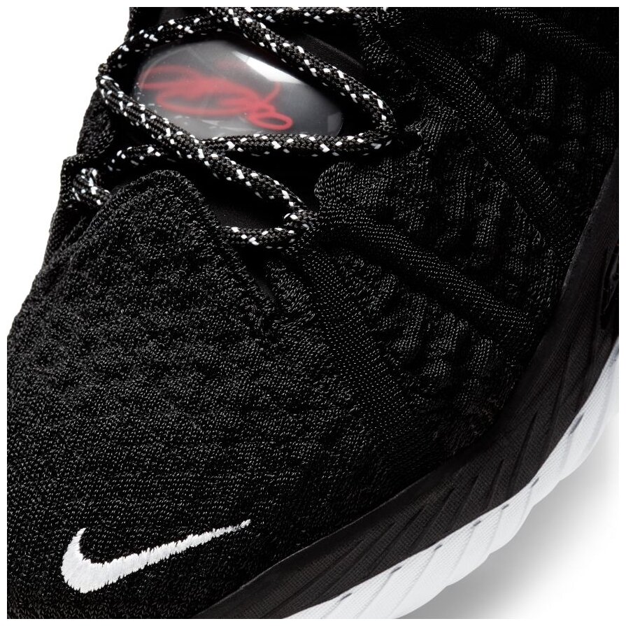 nike lebron 18 bred