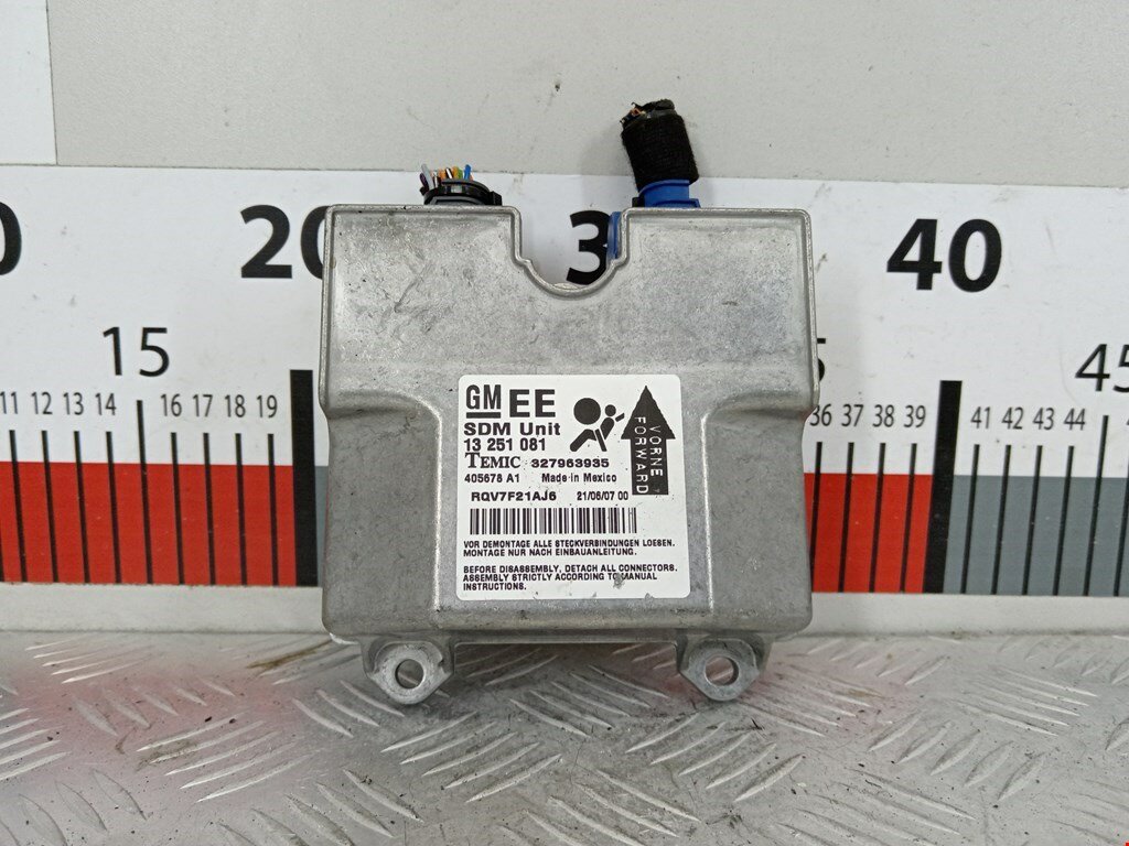 Блок управления Air Bag Opel Astra H 24439954 арт. 1845128