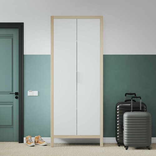 Белый шкаф на 