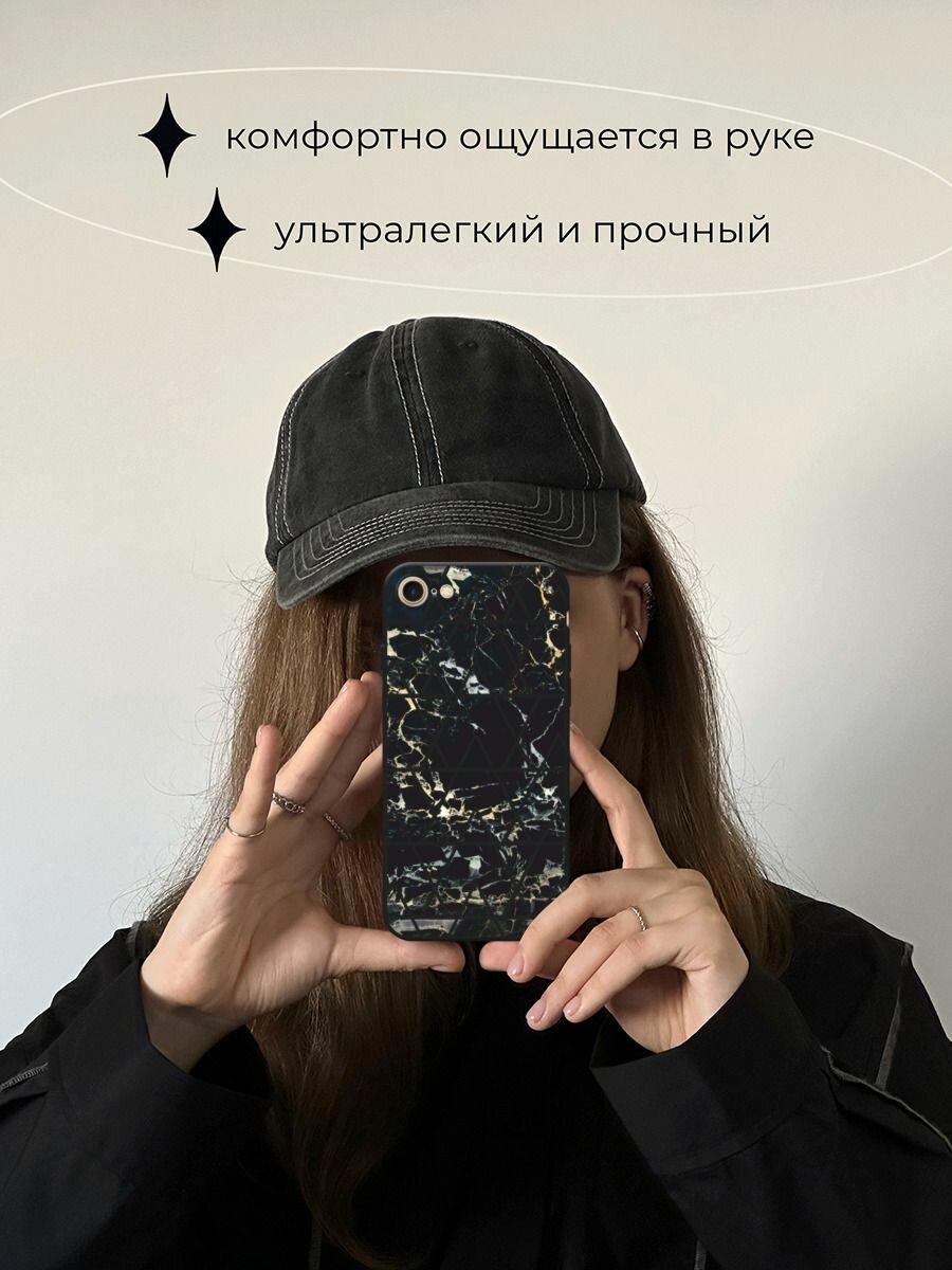 Черный матовый чехол на Apple iPhone 7 / Айфон 7 с принтом "Черный мрамор с узорами треугольниками" — фото 1