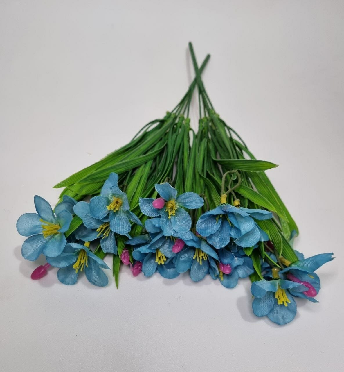 Искусственные цветы. Фрезия. Цвет синий. Упаковка 2 букета