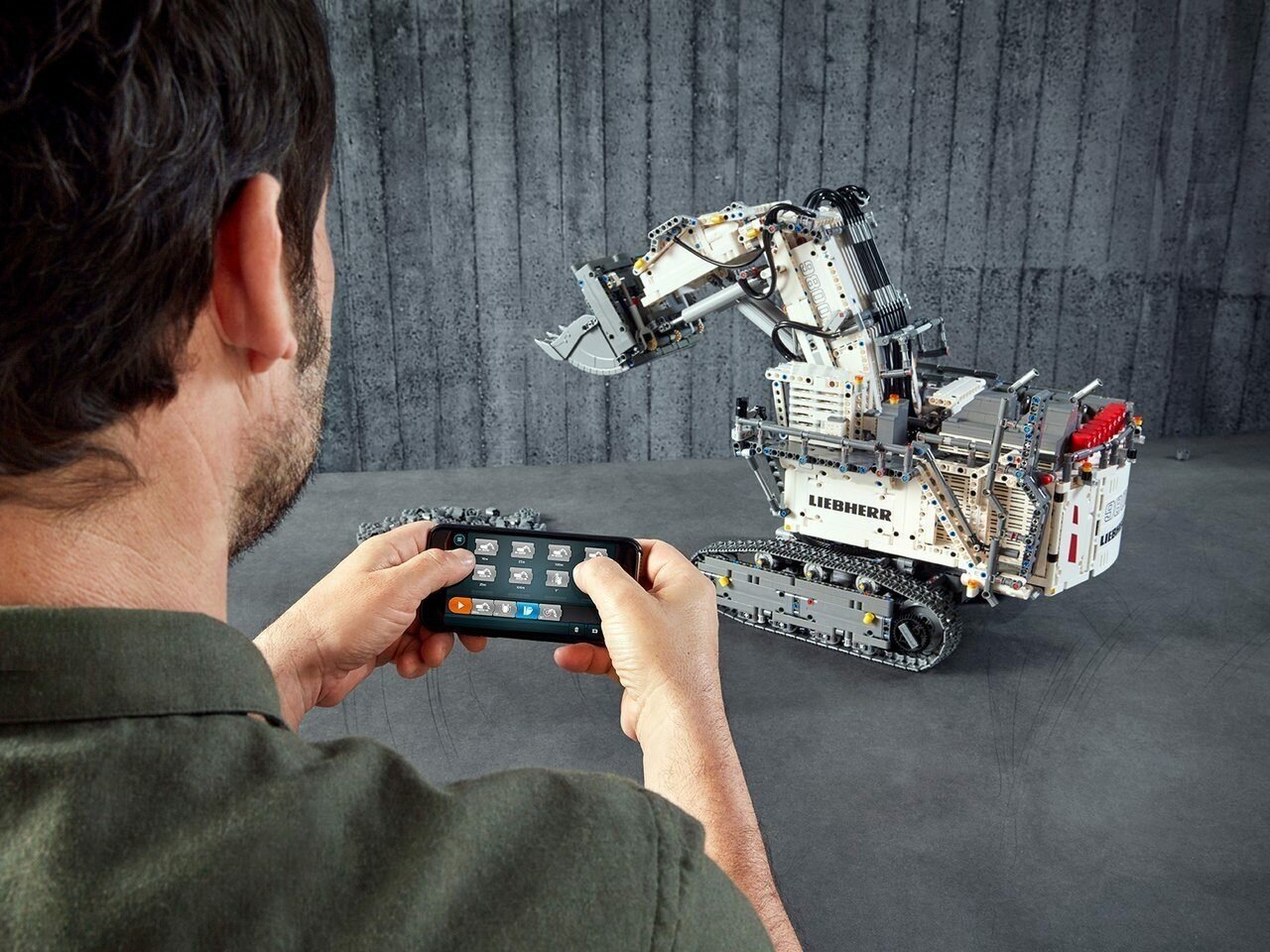 LEGO 42100 Liebherr R 9800 Kubik77