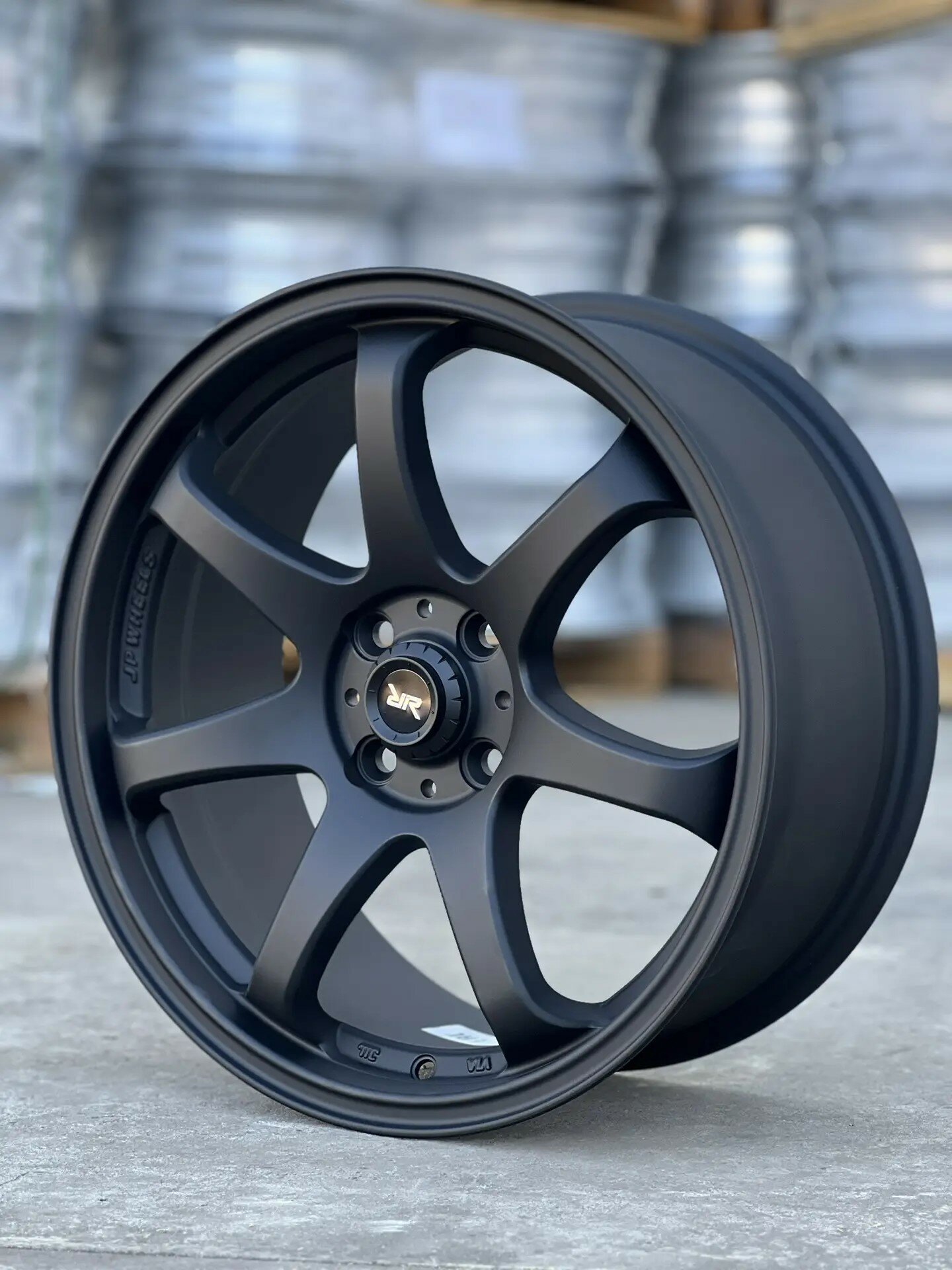Диски автомобильные RR CSS356 17*7,5 4*100 ET42 60,1 BLK/M