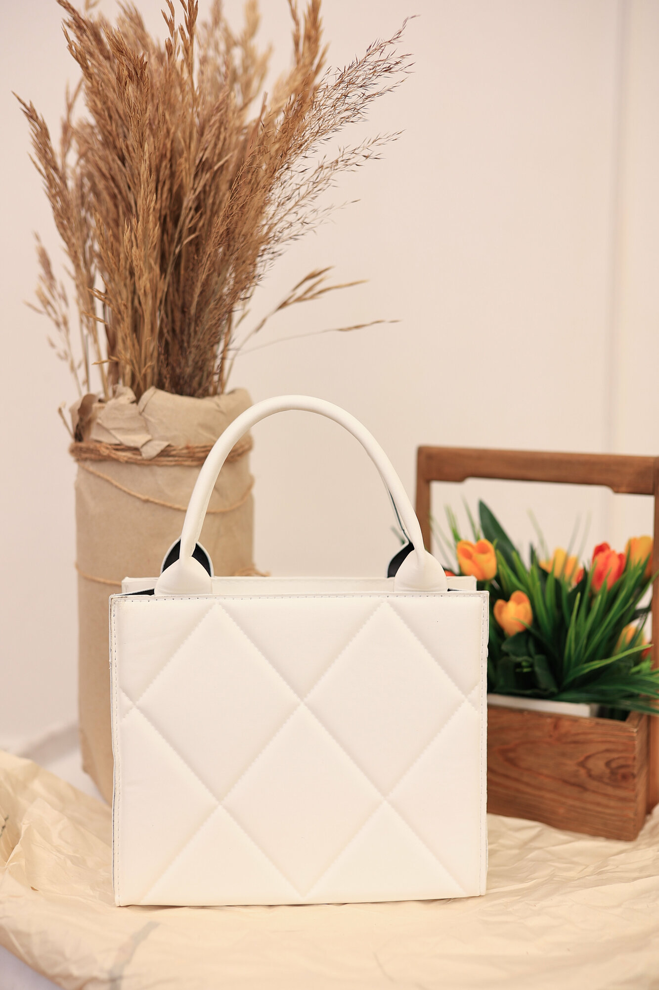 фото Весенняя женская сумка