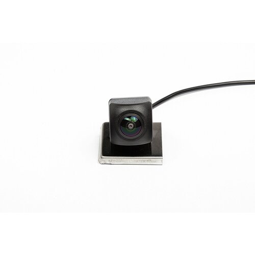 Камера заднего вида для Lada Granta (Лада Гранта) 2018 - 2023 NaviFly CVBS/AHD 1080P широкоугольная 170 градусов FishEye (эффект рыбий глаз)