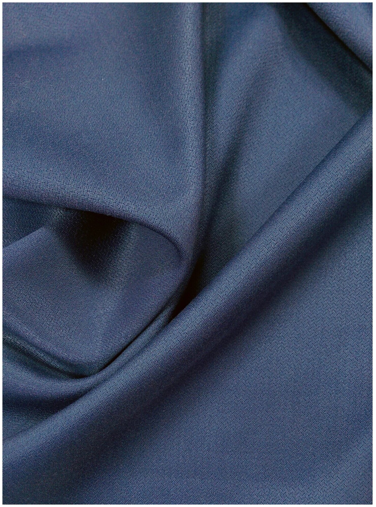 Ткань Костюмно-плательная шерсть-сатин синего цвета Италия