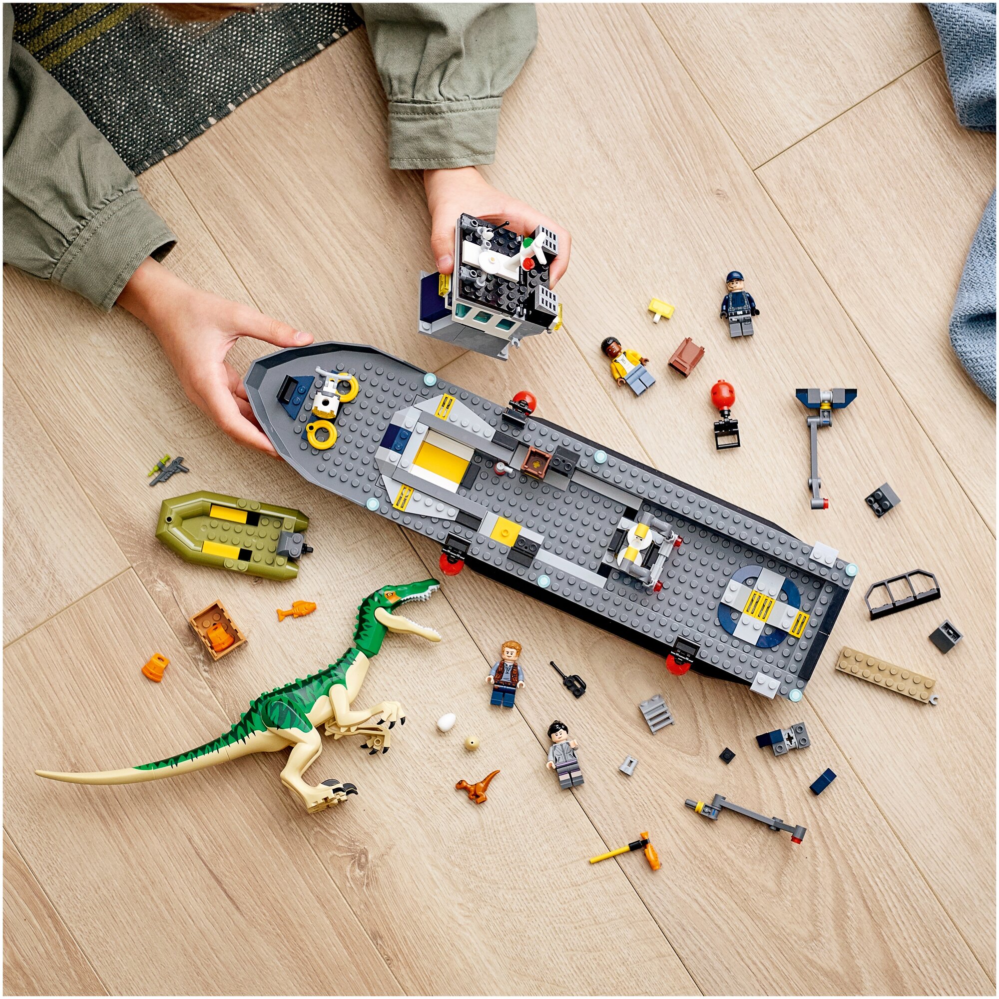 Конструктор LEGO Jurassic World Побег барионикса на катере - фото №9