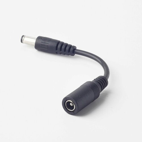Штекерный переходник обратной полярности 5.5x2.1 мм (мама) - 5.5x2.5 мм (папа) 12 см