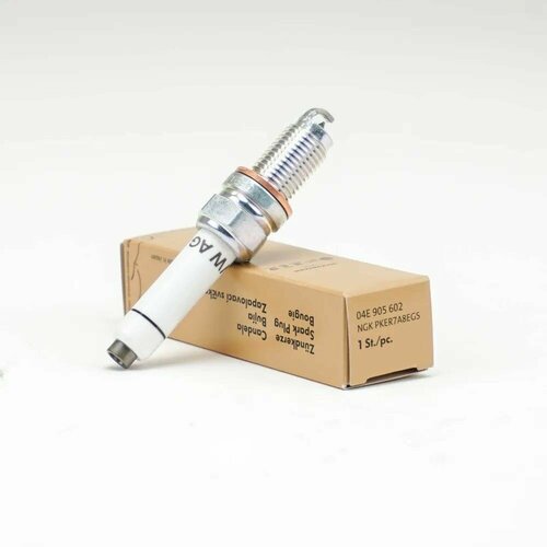 Свеча зажигания VAG 04E905602 Audi Skoda Volkswagen 1214TFSi 482₽