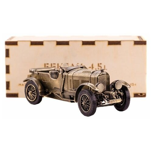 Модель автомобиля Bentley Blower (Бентли Блауэр) 1:24