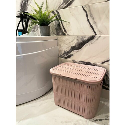 Корзина для белья с крышкой 2400₽