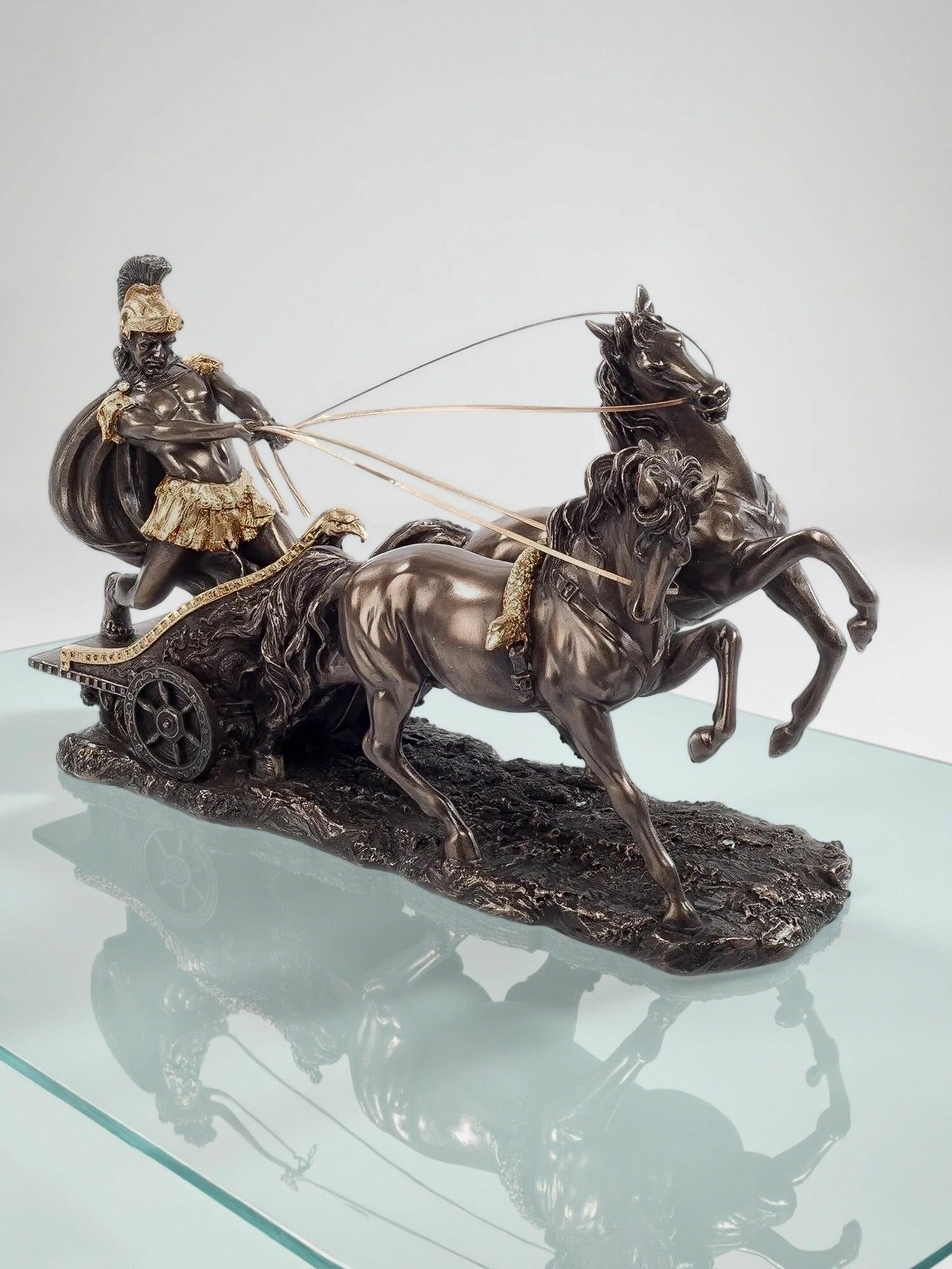 Статуэтка Воин на колеснице, 26*17*13.5 см, материал полистоун