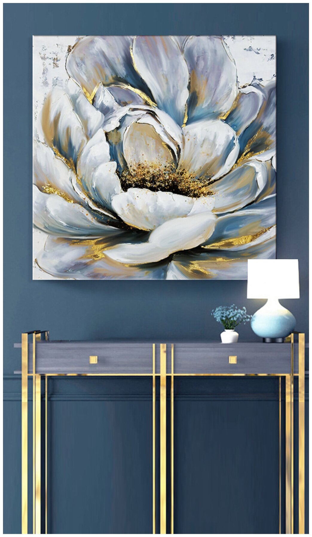 Картина на холсте для интерьера в гостиную/зал/спальню "Роскошный цветок", хлопковый холст на подрамнике, 70х70 см