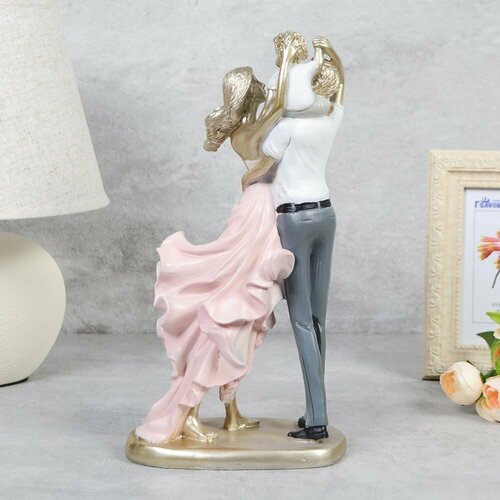 серый, бежевый, розовый