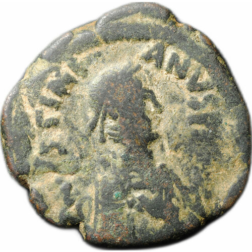 Монета Фоллис 527 - 538 Юстиниан I Бюст в диадеме вправо Византия