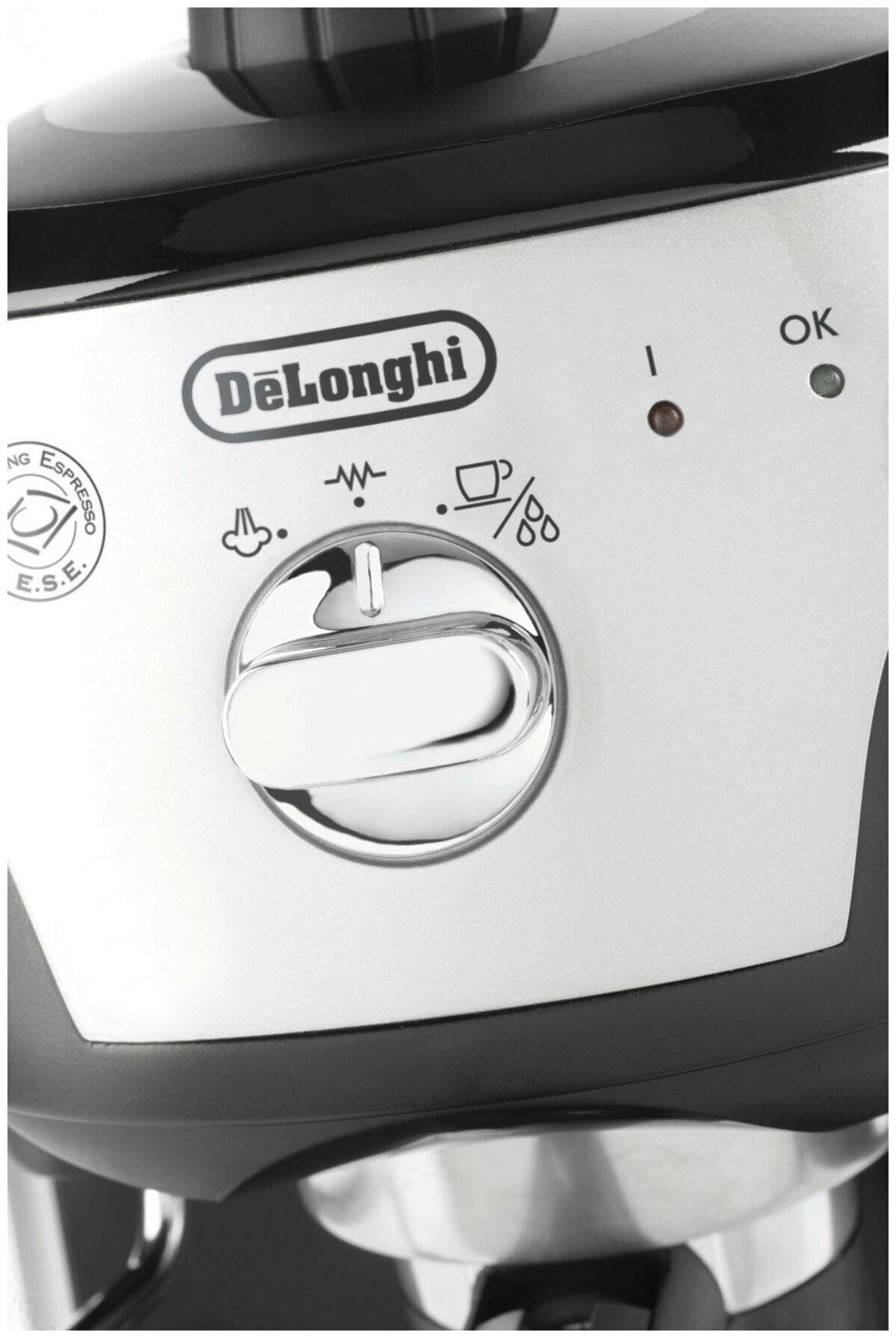 Кофеварка рожковая Delonghi EC221.B, черный - фотография № 7