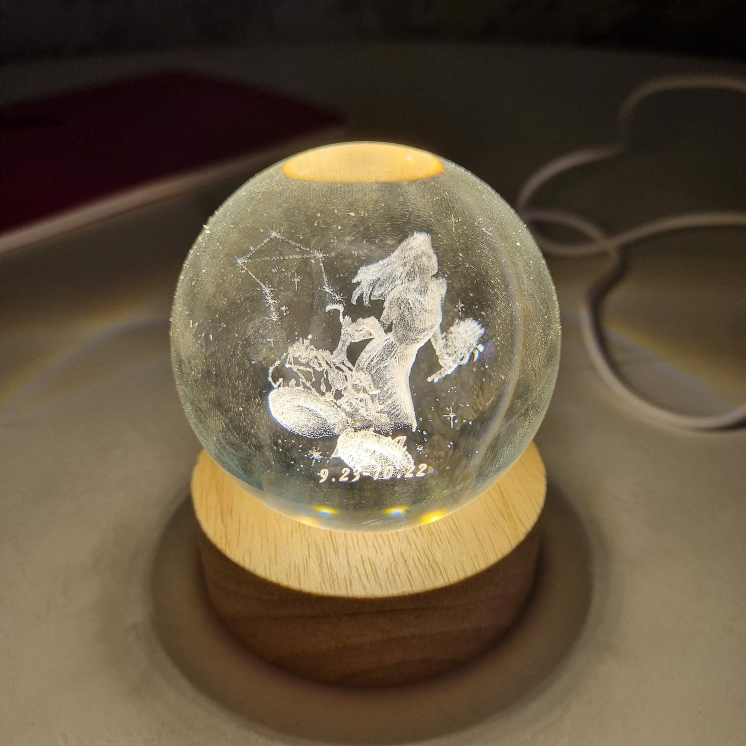 Хрустальный шар ночник Знак зодиака "Весы" с 3D лазерной гравировкой - фотография № 8