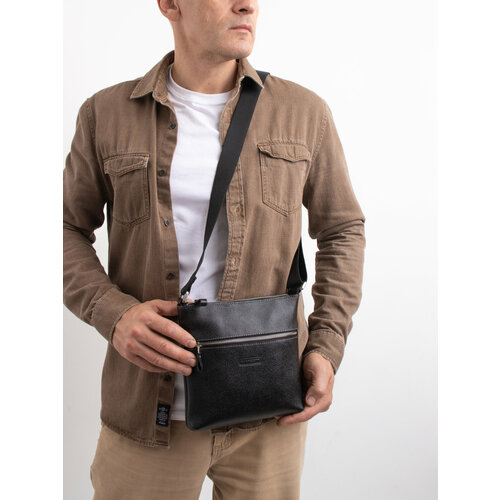 Сумка кросс-боди Franchesco Mariscotti фактура лаковая гладкая черный 10091₽