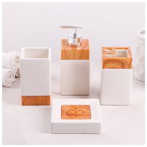 Наборы аксессуаров для ванной комнаты Natural Quatro 4 предмета дозатор 380 мл мыльница 2 стакана цвет белый 2291₽
