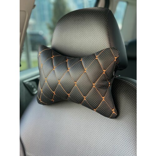 Подушка автомобильная из экокожи под голову подголовник в машину для водителей 441₽