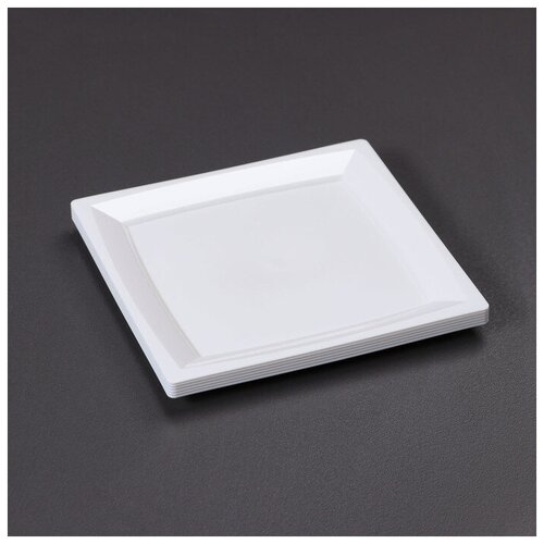 Набор одноразовых тарелок, 17,2×17,2 см, квадратные, плоские, 6 шт, цвет белый (1шт.)