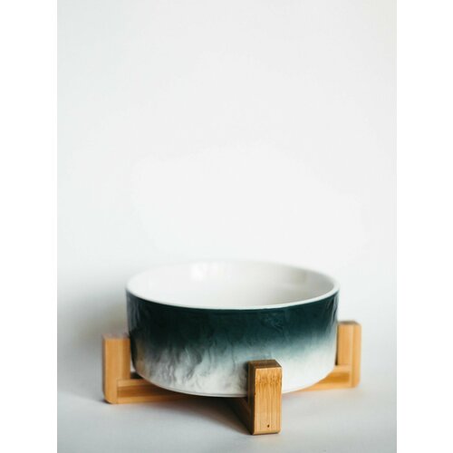 Миска керамическая для животных на деревянной подставке, 700 мл