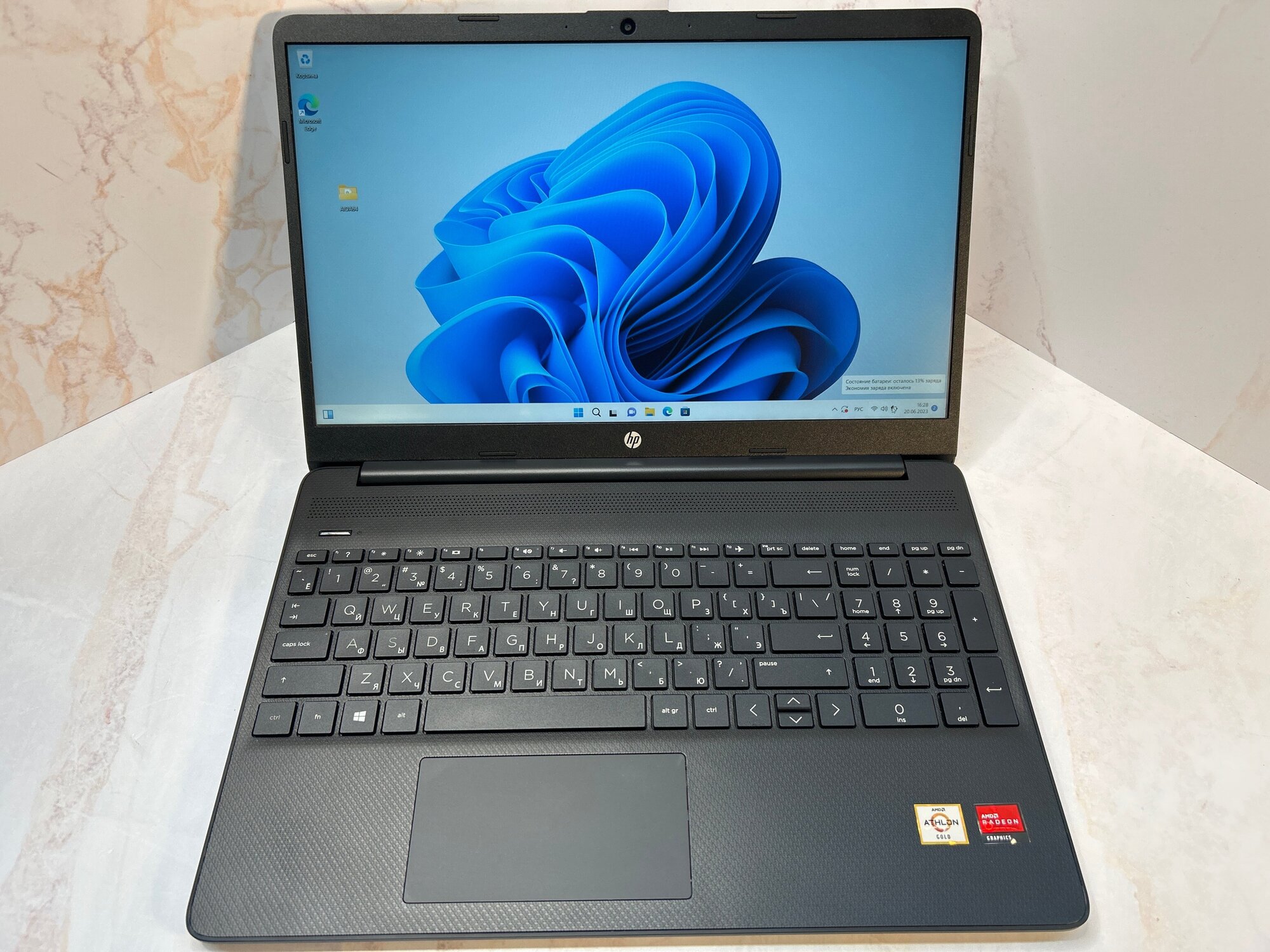 Ноутбук HP 15s-eq1356ur. Конфигурация: Athlon Gold 3150U/4GB/128GB/Vega3/Win11/FHD