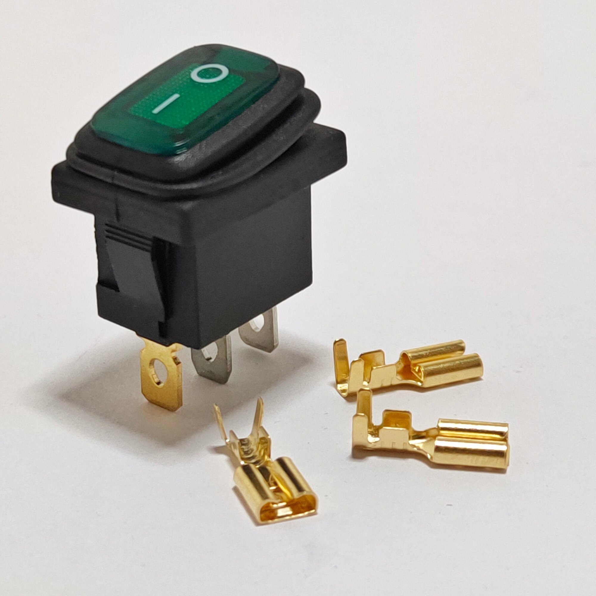 Выключатель клавишный мини влагозащита подсветка 250V 6А (3с) ON-OFF зеленый + 3 клеммы - фотография № 1
