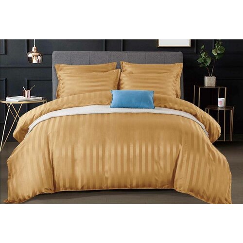 золотистый