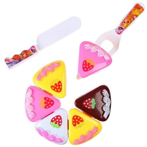 Набор игровой Чаепитите феи WINX тортик и 2 столовых прибора с книгой рецептов 931₽