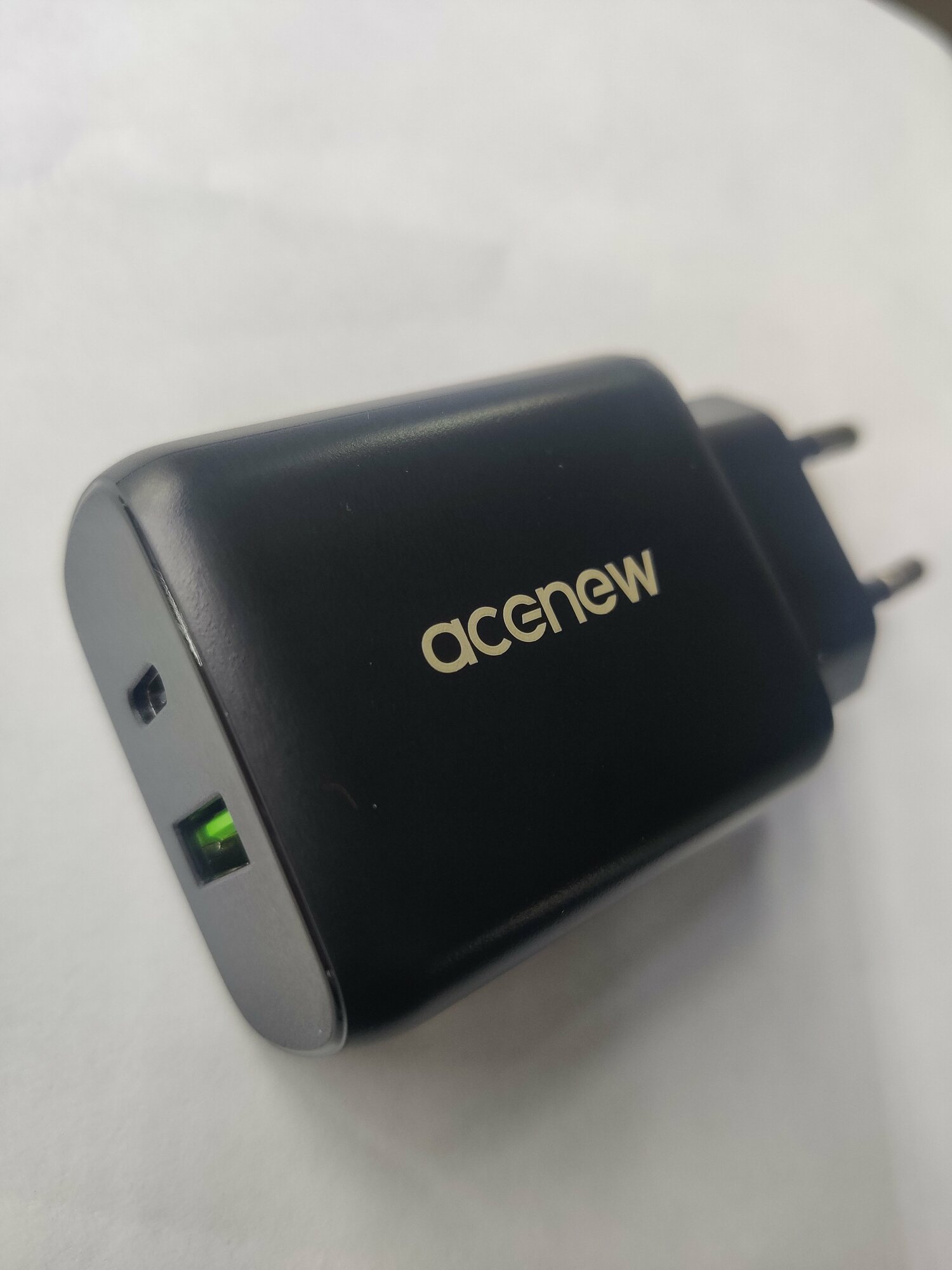 Сетевое зарядное устройство Acenew 30w USB (A+C) черное
