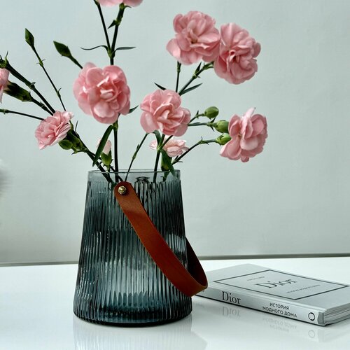 Ваза с ручкой интерьерная ваза рифленая серая