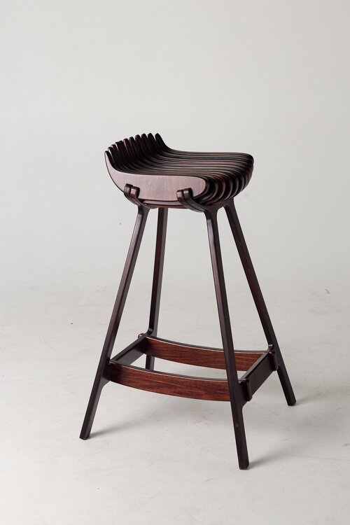 Барный стул для кухни и дома из дерева венге