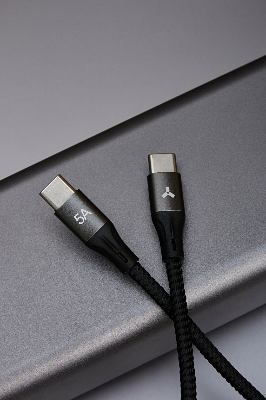 Кабель для быстрой зарядки Accesstyle USB Type-C - USB Type-C 50-F30M смартфонов, планшетов, ноутбуков, черный