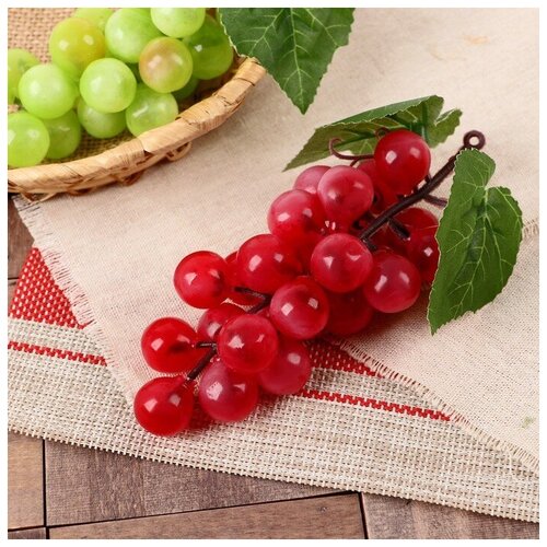 SUI Муляж Виноград 13 см микс 331₽