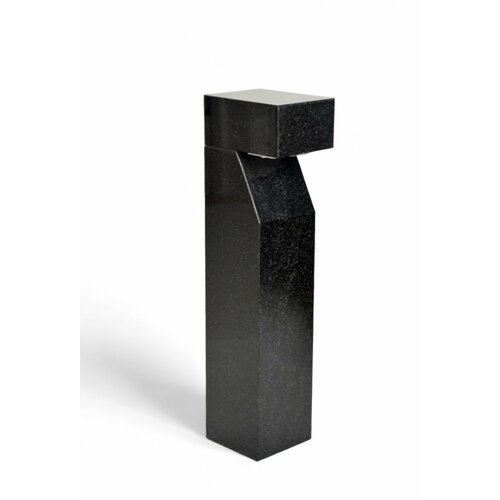 Нордик Модерн 50. Садовый светильник Karelian Lampu из гранита.
