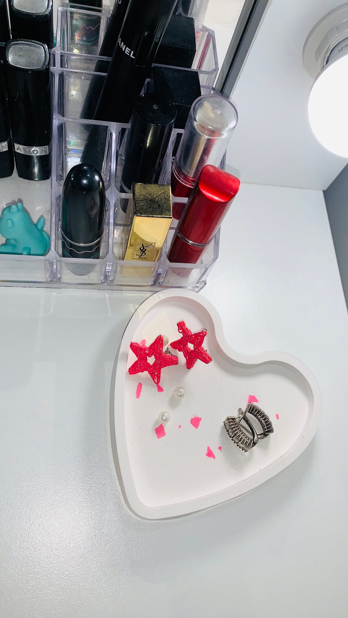 фото Декоративный поднос / гипсовая подставка в технике " Терраццо"