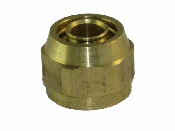 Присоединительный набор Oventrop НГ ЕК, 3/4", 20 x 2,5 1507980 цена за 2шт