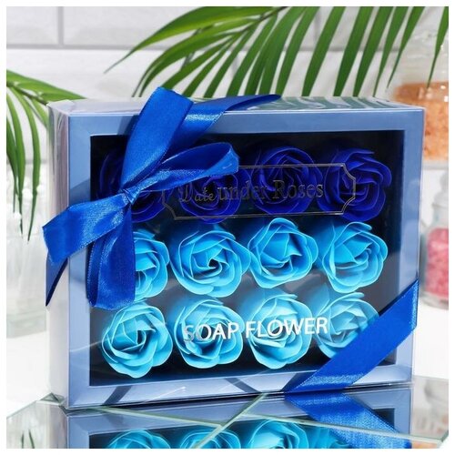 фото Набор роз в картонной коробке 12 штук, синего оттенка сима-ленд